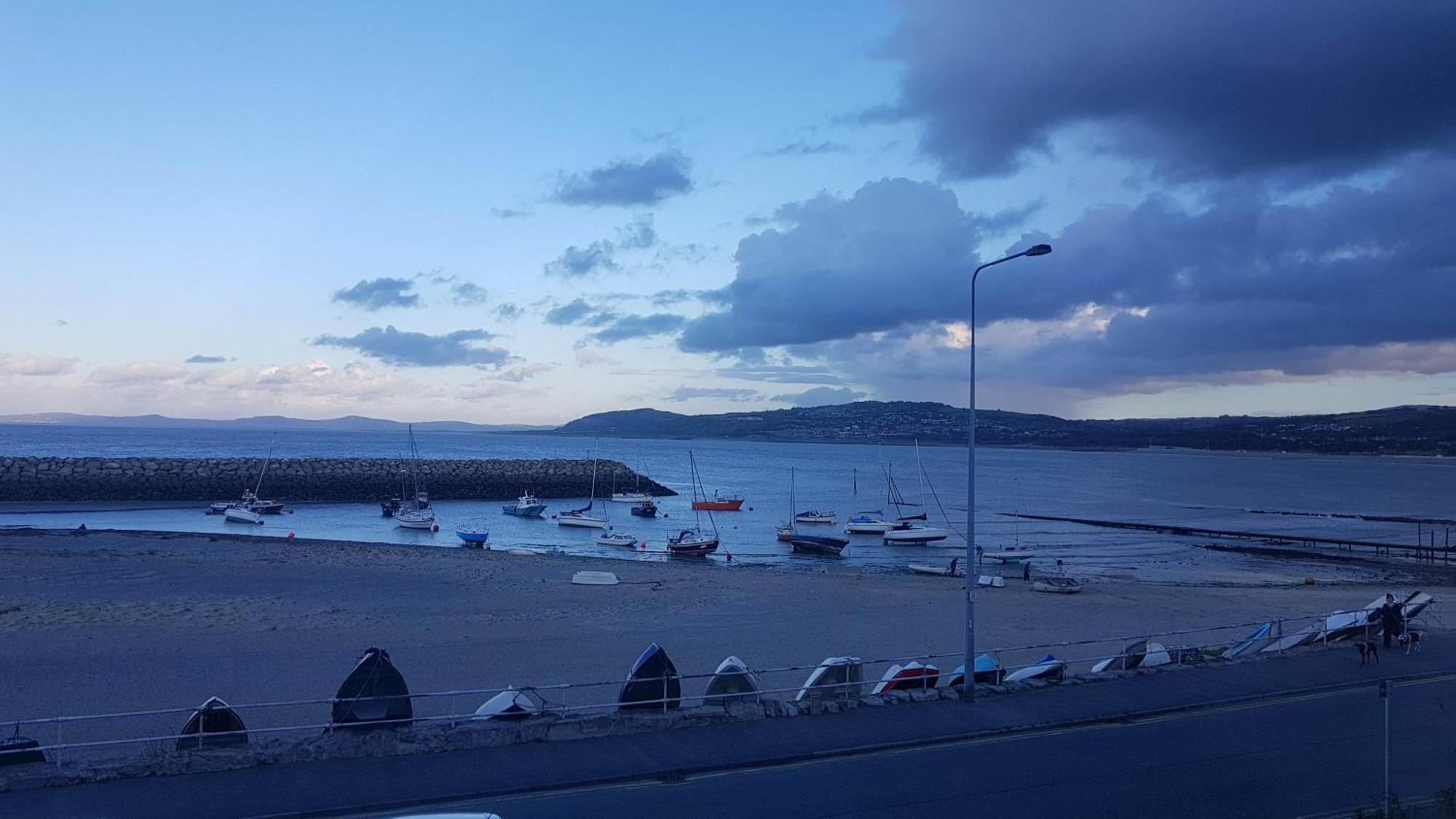 3 Harbour Views Leilighet Rhôs-on-Sea Eksteriør bilde